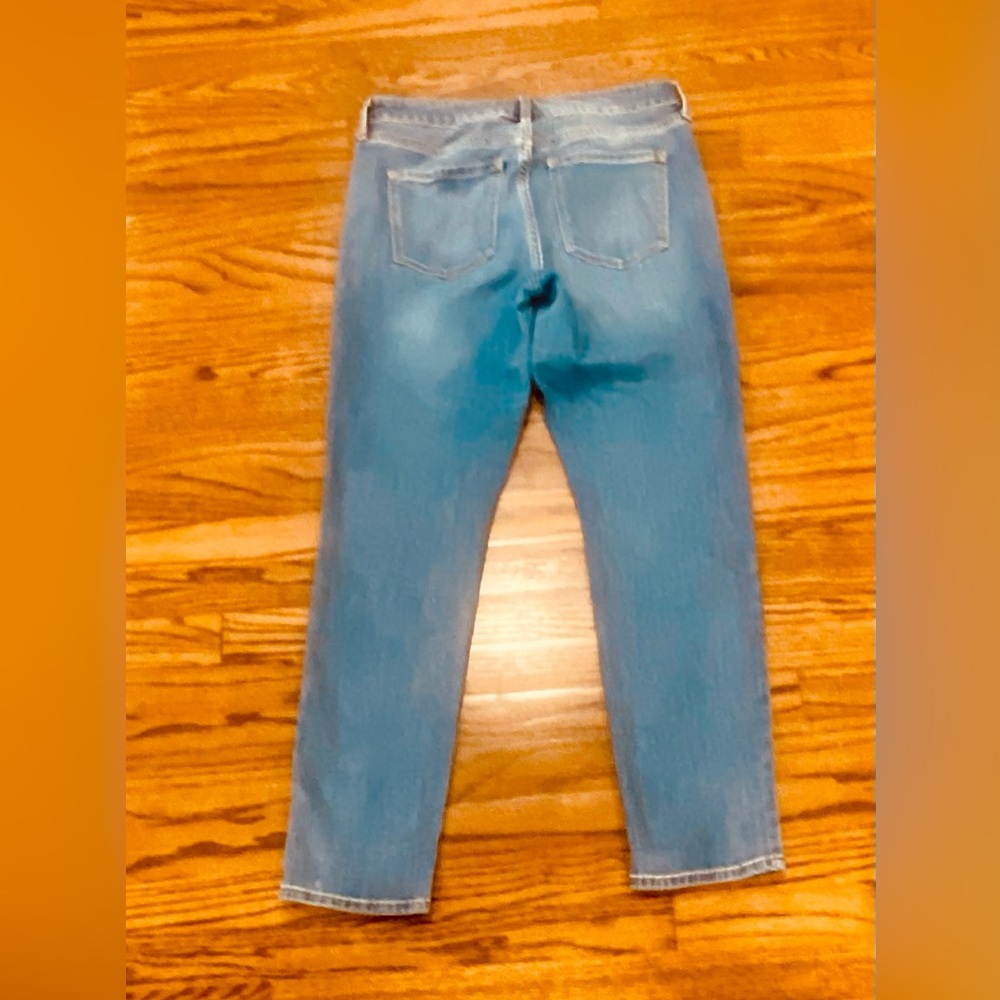 Old Navy Blue woman’s Power Straight fit Jeans - Picture 2 of 3